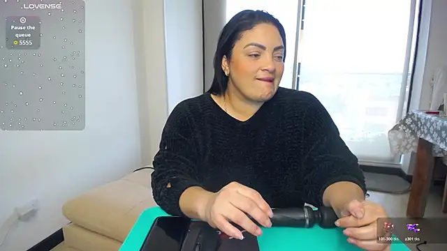 911Calling online show from November 16, 2025, 7:40 pm