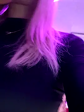 911Calling online show from December 1, 2025, 1:50 am