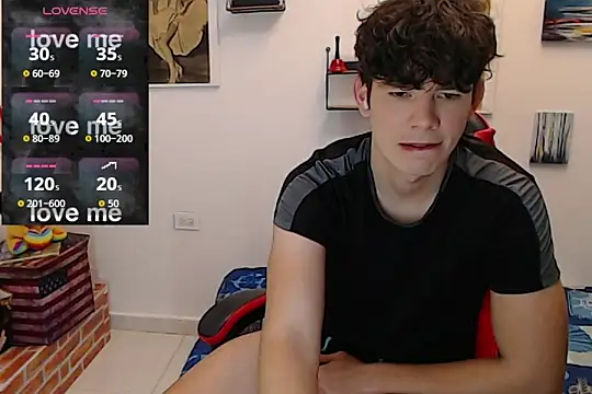 Angelo-cianuro- online show from September 9, 2025, 10:30 pm