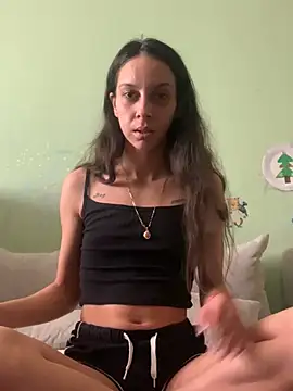 hotbaby5566 online show from February 12, 2026, 11:43 am