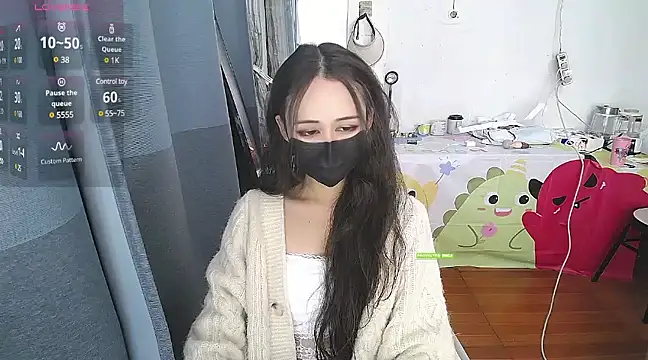 CN-Doudou online show from March 15, 2025, 10:57 am