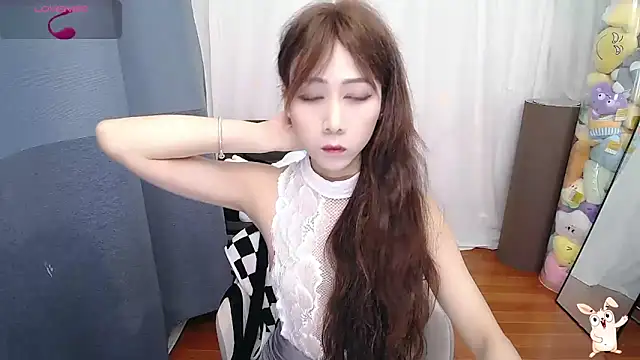 CN-Doudou online show from September 30, 2025, 2:28 am