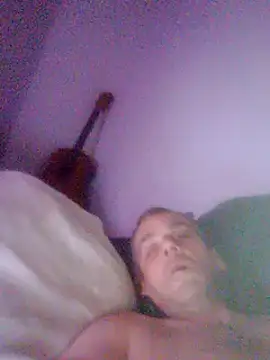 Snapshot of sexsuchti80 chatting on October 5, 2025, 12:56 am sexsuchti80 online show from October 5, 2025, 12:56 am