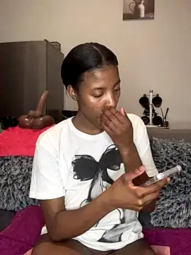 Queen-Boobylicious online show from October 20, 2025, 7:36 pm