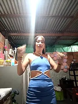 samy-blonde online show from March 21, 2026, 2:43 pm