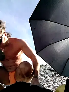 Lovely milk online show from November 23, 2025, 9:52 am