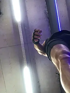 Lovely milk online show from March 19, 2025, 12:45 pm