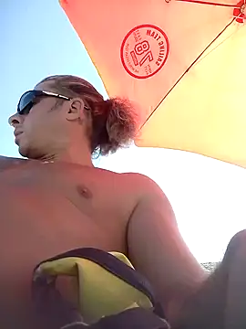 Lovely milk online show from October 18, 2025, 8:49 am