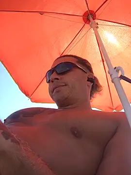 Lovely milk online show from September 11, 2025, 7:41 am