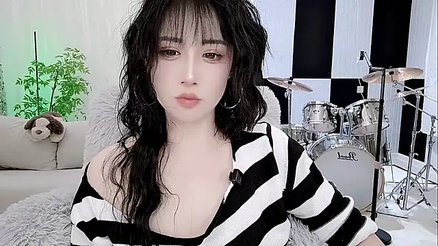 Vaness-a online show from October 18, 2025, 11:18 pm