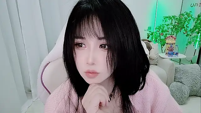 Snapshot of Vaness-a chatting on February 8, 2026, 10:40 pm Vaness-a online show from February 8, 2026, 10:40 pm