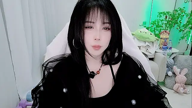 Snapshot of Vaness-a chatting on February 24, 2026, 4:52 pm Vaness-a online show from February 24, 2026, 4:52 pm