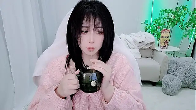 Snapshot of Vaness-a chatting on February 1, 2026, 2:26 pm Vaness-a online show from February 1, 2026, 2:26 pm