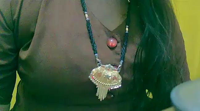 Snapshot of LOVE-SUSHILA chatting on February 13, 2025, 9:41 am LOVE-SUSHILA online show from February 13, 2025, 9:41 am