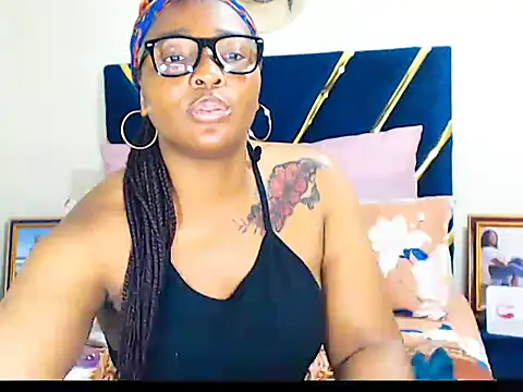 Snapshot of veronica1xxx chatting on September 10, 2025, 7:02 pm veronica1xxx online show from September 10, 2025, 7:02 pm