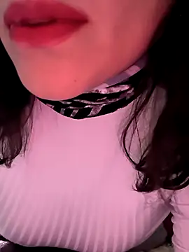 Kasandra02 online show from April 5, 2026, 2:51 am