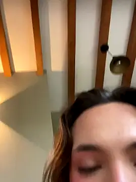 Snapshot of miss_Ari chatting on October 3, 2025, 10:33 pm miss Ari online show from October 3, 2025, 10:33 pm