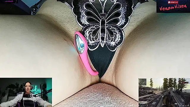 Snapshot of Scarlettt_Beauty chatting on November 23, 2025, 3:11 pm Scarlettt Beauty online show from November 23, 2025, 3:11 pm