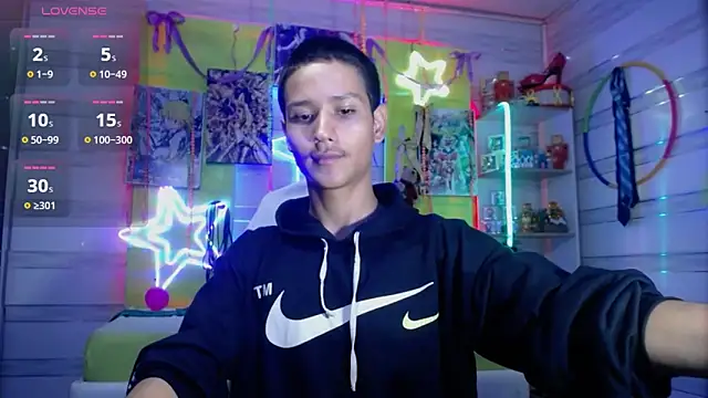 Snapshot of andy_staar chatting on February 19, 2026, 7:22 pm andy staar online show from February 19, 2026, 7:22 pm