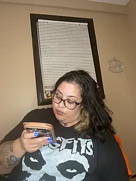 tillymarie34 online show from July 12, 2026, 4:02 am