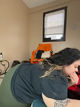 tillymarie34 online show from March 15, 2026, 8:38 pm