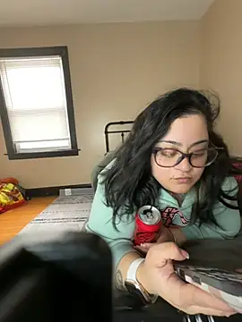 tillymarie34 online show from January 18, 2026, 8:34 pm