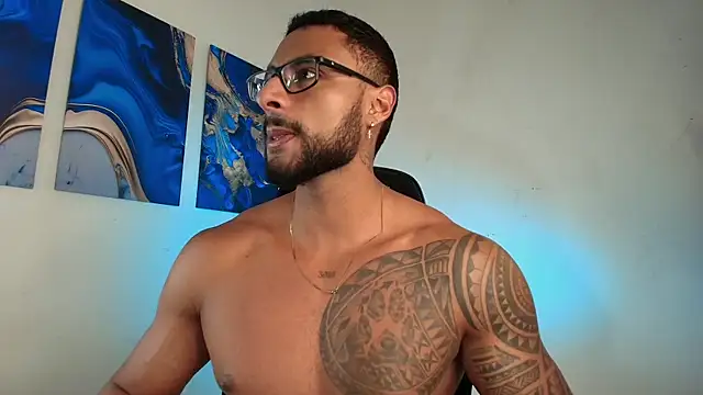 LiamGarcia1 online show from February 14, 2026, 6:52 pm