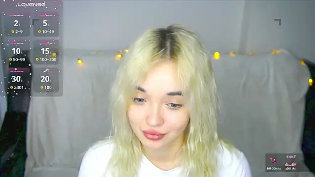 Ashley S online show from November 21, 2025, 11:04 pm