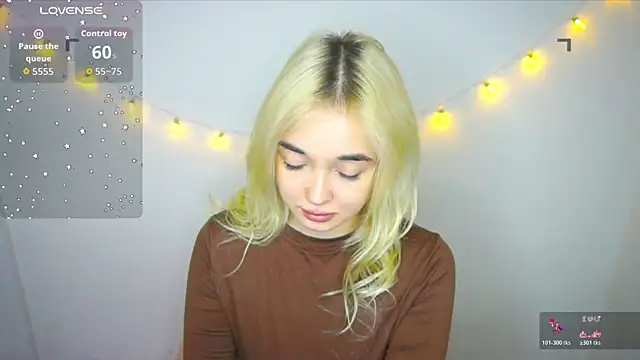 Ashley S online show from November 14, 2025, 11:08 pm