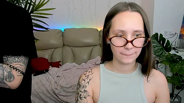 Snapshot of HotCaramellsTV chatting on March 8, 2025, 4:28 pm HotCaramellsTV online show from March 8, 2025, 4:28 pm