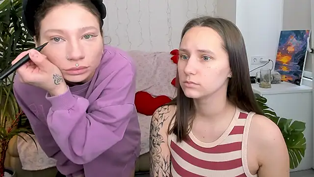 Snapshot of HotCaramellsTV chatting on March 18, 2025, 9:34 am HotCaramellsTV online show from March 18, 2025, 9:34 am