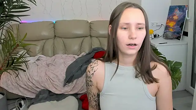 Snapshot of HotCaramellsTV chatting on March 11, 2025, 3:34 pm HotCaramellsTV online show from March 11, 2025, 3:34 pm