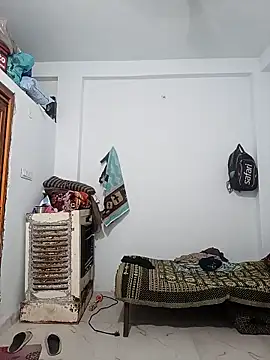 pintuS40 online show from April 1, 2026, 10:27 am