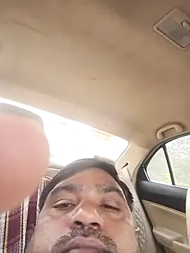 pintuS40 online show from November 26, 2025, 4:01 am