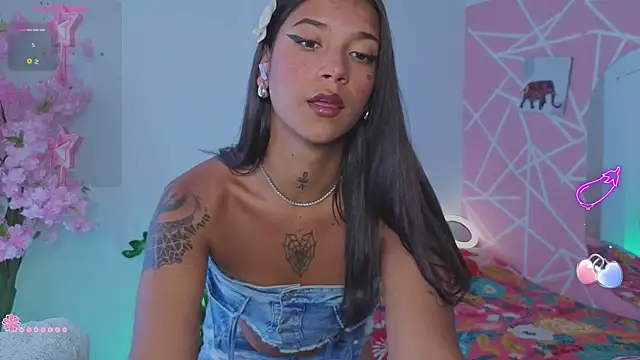 CoralRigan online show from March 20, 2026, 5:36 pm