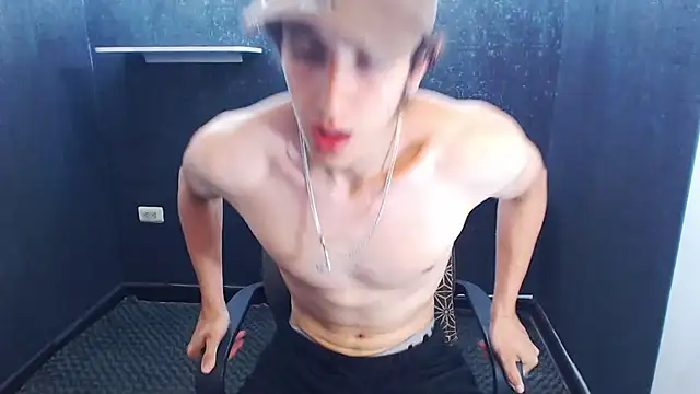 Snapshot of Kerverr_ chatting on December 4, 2025, 6:18 pm Kerverr online show from December 4, 2025, 6:18 pm