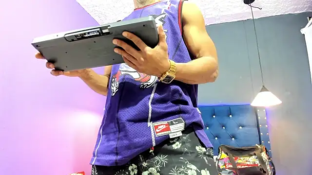 Salomon koude online show from November 6, 2025, 7:07 pm