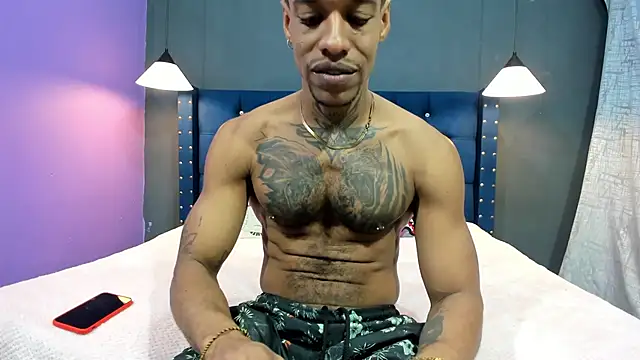 Salomon koude online show from October 10, 2025, 7:04 pm