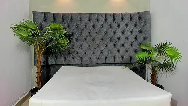 Salomon koude online show from April 14, 2026, 4:23 pm