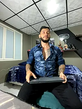 Snapshot of marcel_crawford96 chatting on November 23, 2025, 12:37 pm marcel crawford96 online show from November 23, 2025, 12:37 pm