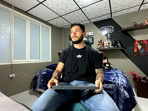 Snapshot of marcel_crawford96 chatting on November 16, 2025, 1:16 pm marcel crawford96 online show from November 16, 2025, 1:16 pm