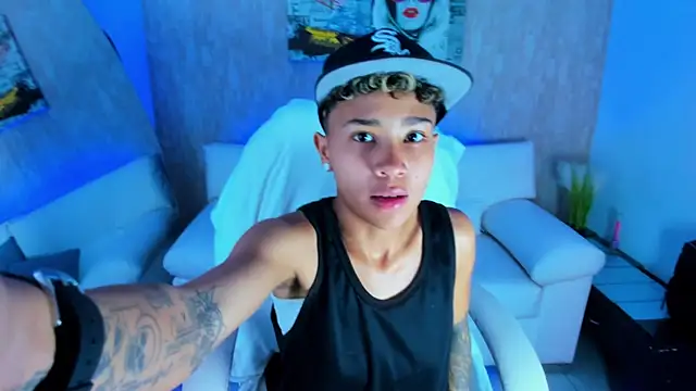 nova sex01 online show from October 15, 2025, 5:06 am