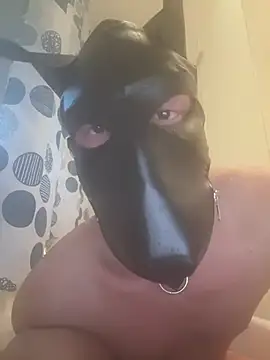 PlayDog123 online show from March 6, 2025, 5:22 pm