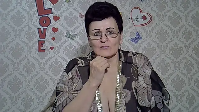 PaulaGolden online show from December 22, 2024, 4:06 pm