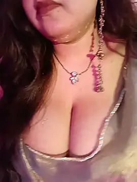 Suhanakhan00 online show from August 7, 2026, 9:48 am