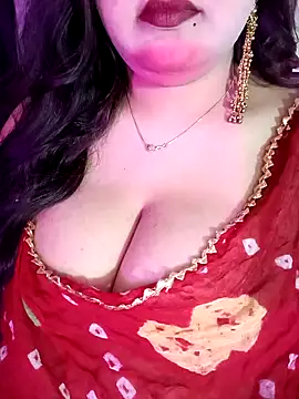 Suhanakhan00 online show from May 28, 2026, 7:09 pm