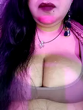 Suhanakhan00 online show from November 20, 2025, 5:08 am