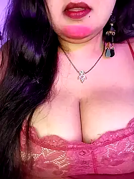 Suhanakhan00 online show from October 24, 2025, 3:55 pm