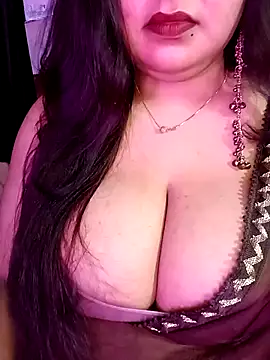 Suhanakhan00 online show from April 26, 2026, 9:50 am