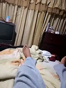 ESTACAMAYOR online show from February 24, 2025, 7:19 pm